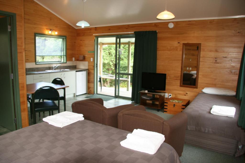 Whangarei Top 10 Holiday Park Экстерьер фото