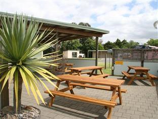 Whangarei Top 10 Holiday Park Экстерьер фото