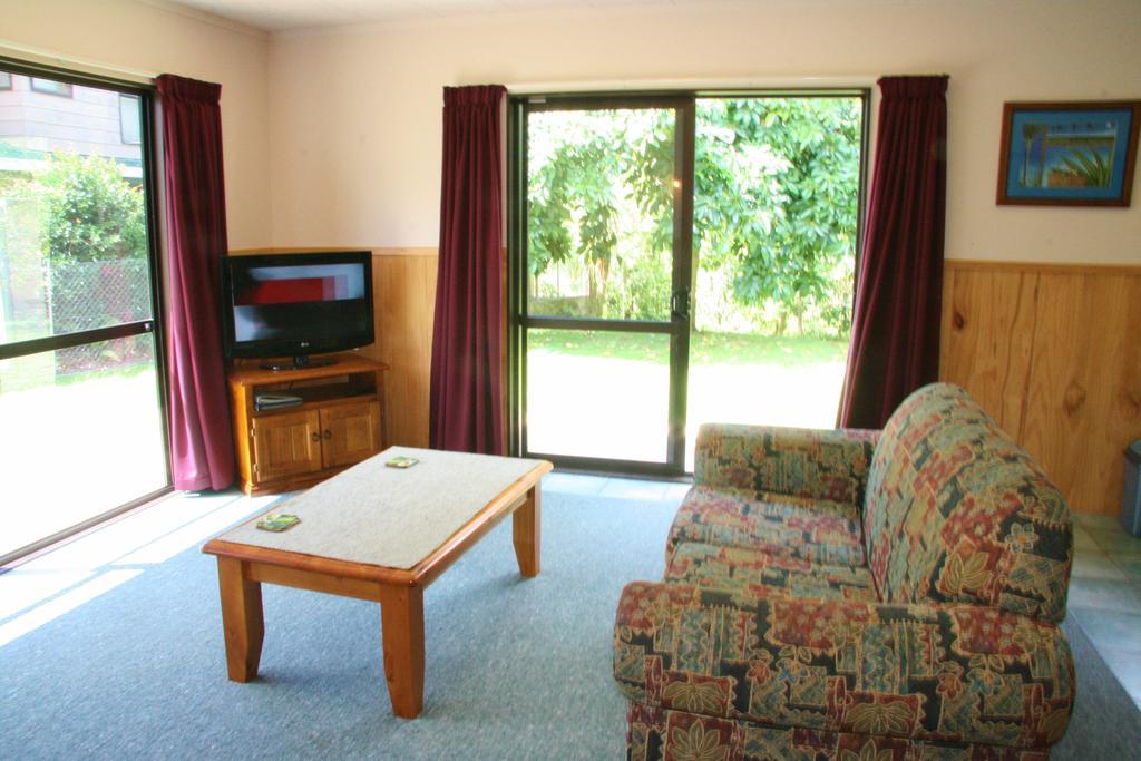 Whangarei Top 10 Holiday Park Номер фото